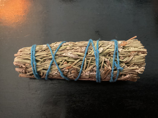 Rosemary bundle smudge Skintoxicated